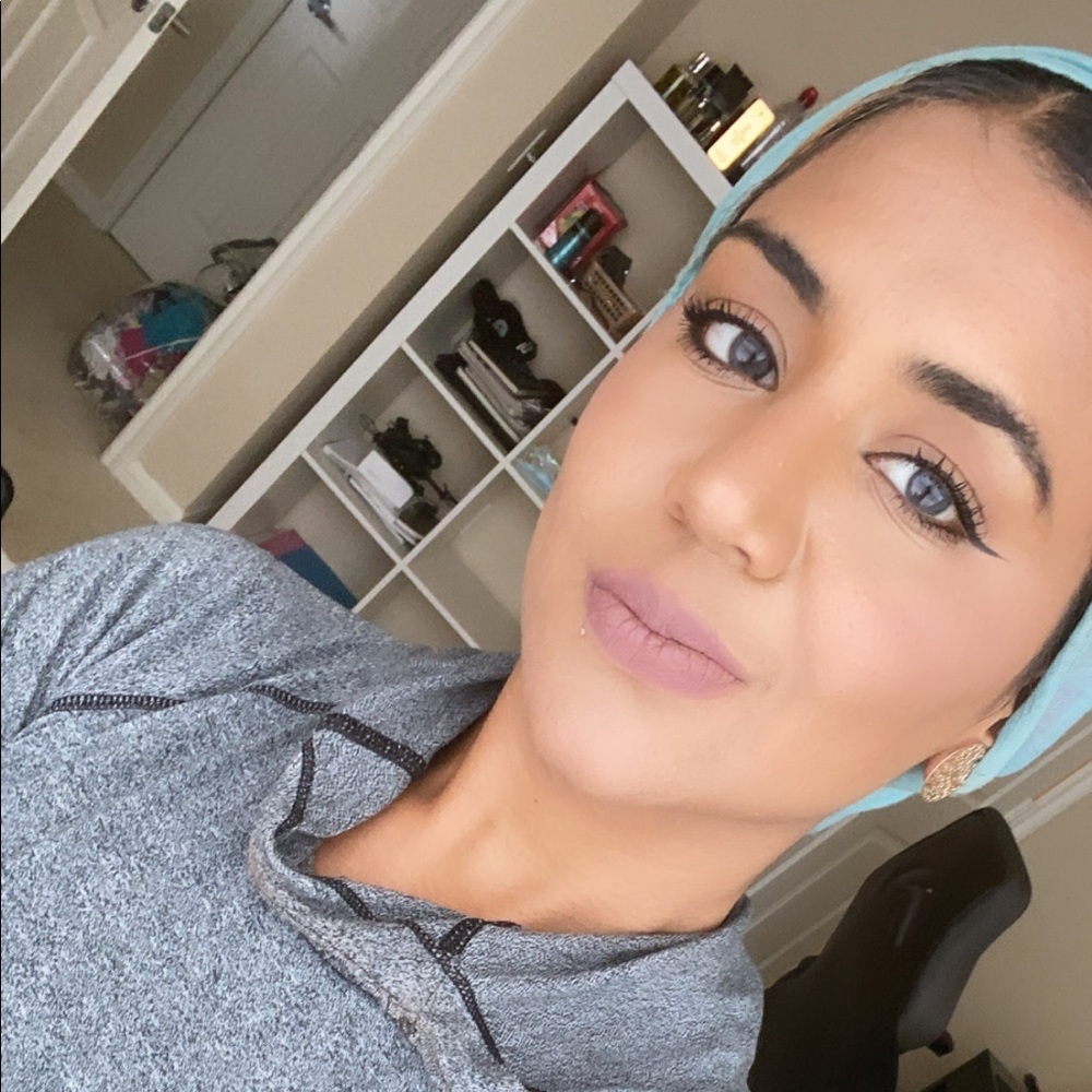 Meet your Posher, Shahla